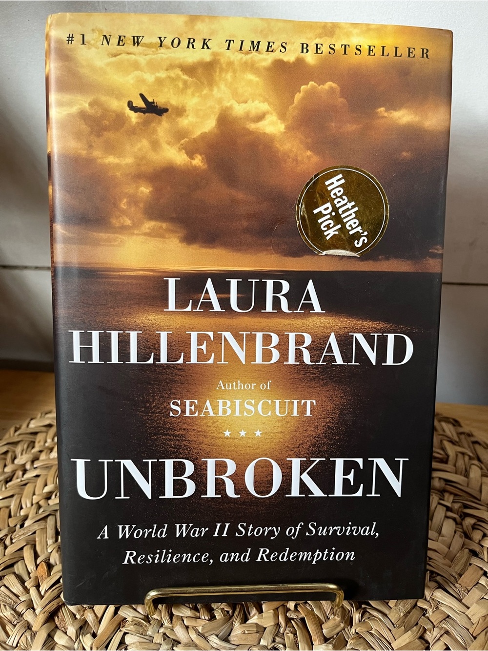 Unbroken by Laura Hillenbrand — Hardcover